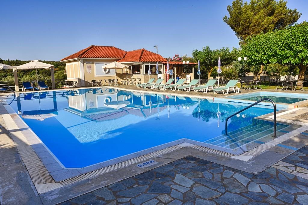 Ionis Hotel Troianata Bagian luar foto