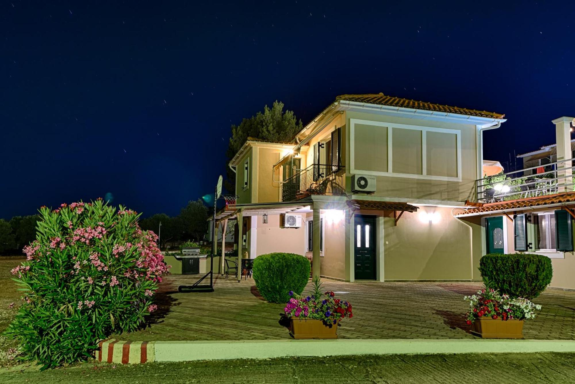 Ionis Hotel Troianata Ruang foto