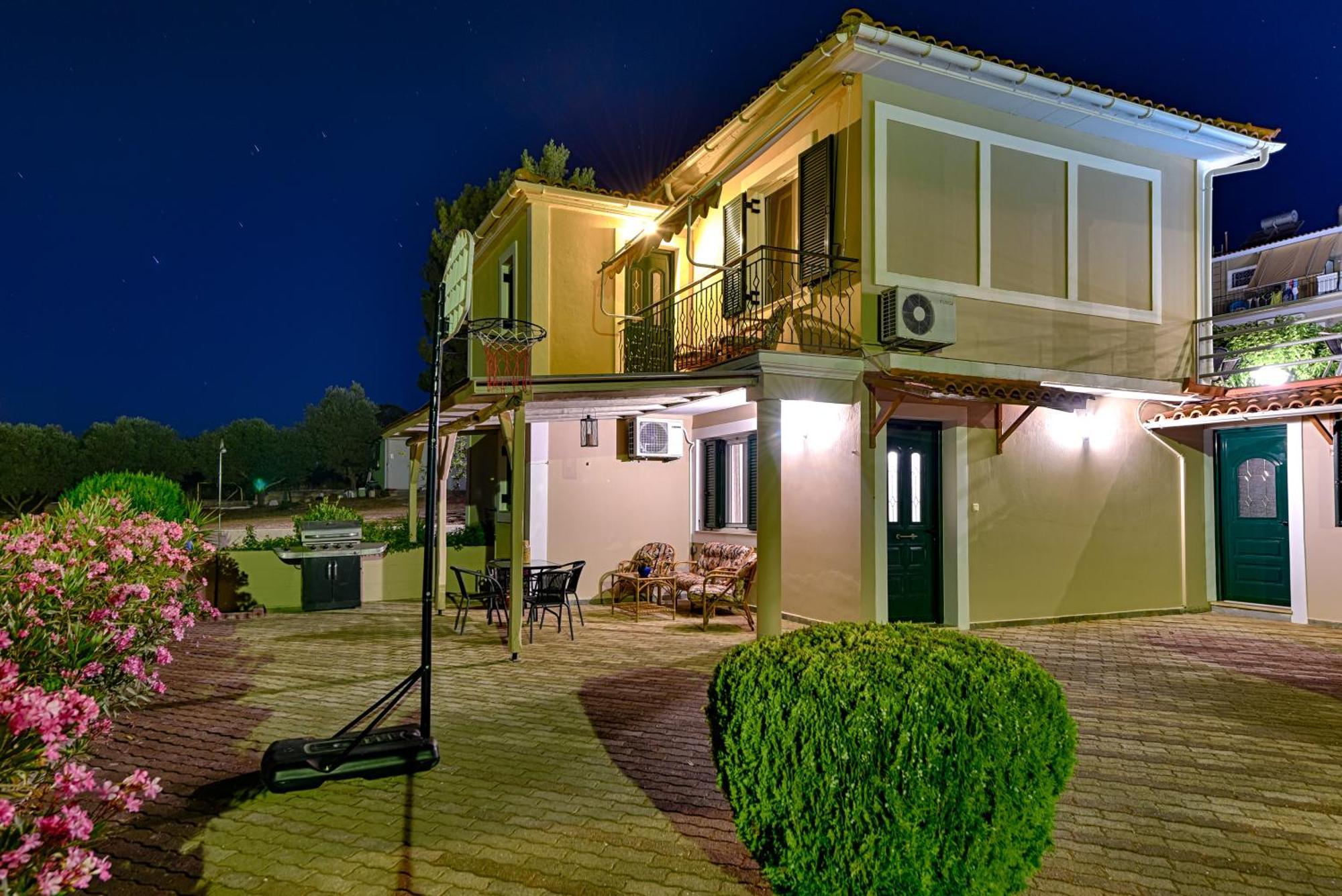 Ionis Hotel Troianata Ruang foto