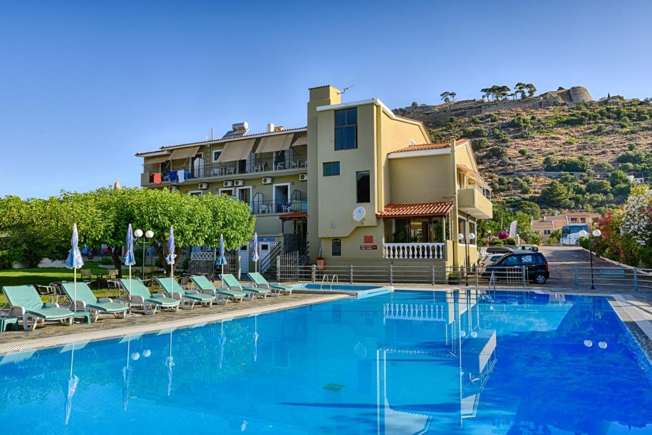 Ionis Hotel Troianata Bagian luar foto