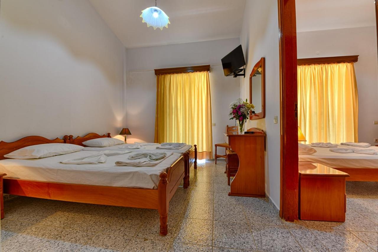 Ionis Hotel Troianata Bagian luar foto